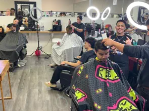 Versatile Barber & Beauty Gallery